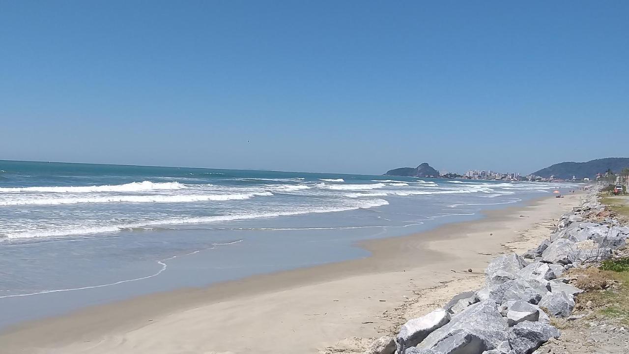 Residencial Chales Riviera Matinhos Εξωτερικό φωτογραφία