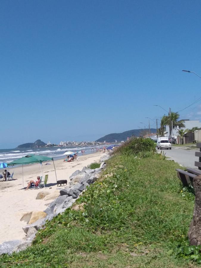 Residencial Chales Riviera Matinhos Εξωτερικό φωτογραφία